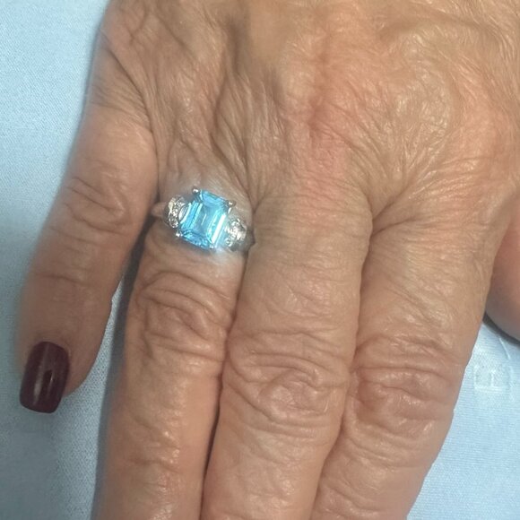 14k White Gold Diamond Blue Topaz size 8 - Picture 8 of 9